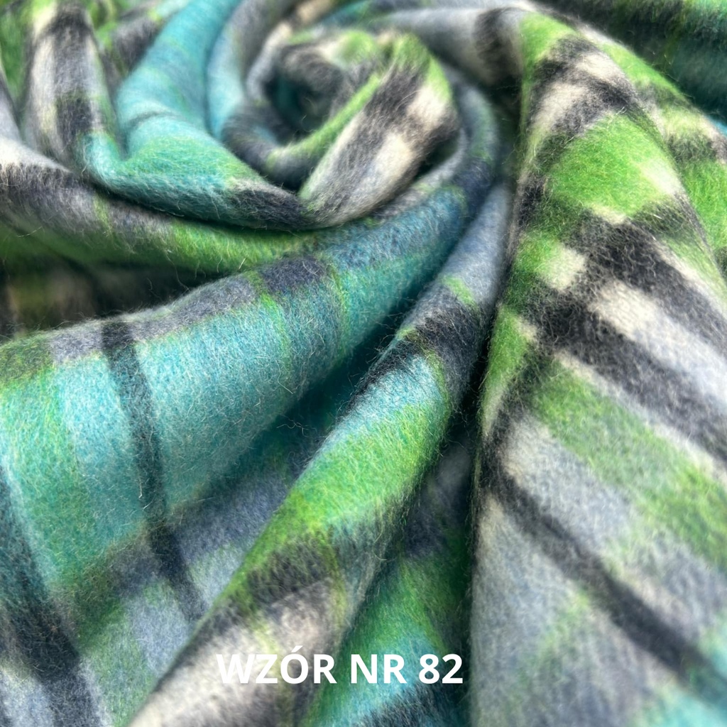 Tkanina w kratę, 20% wełny, nr 82