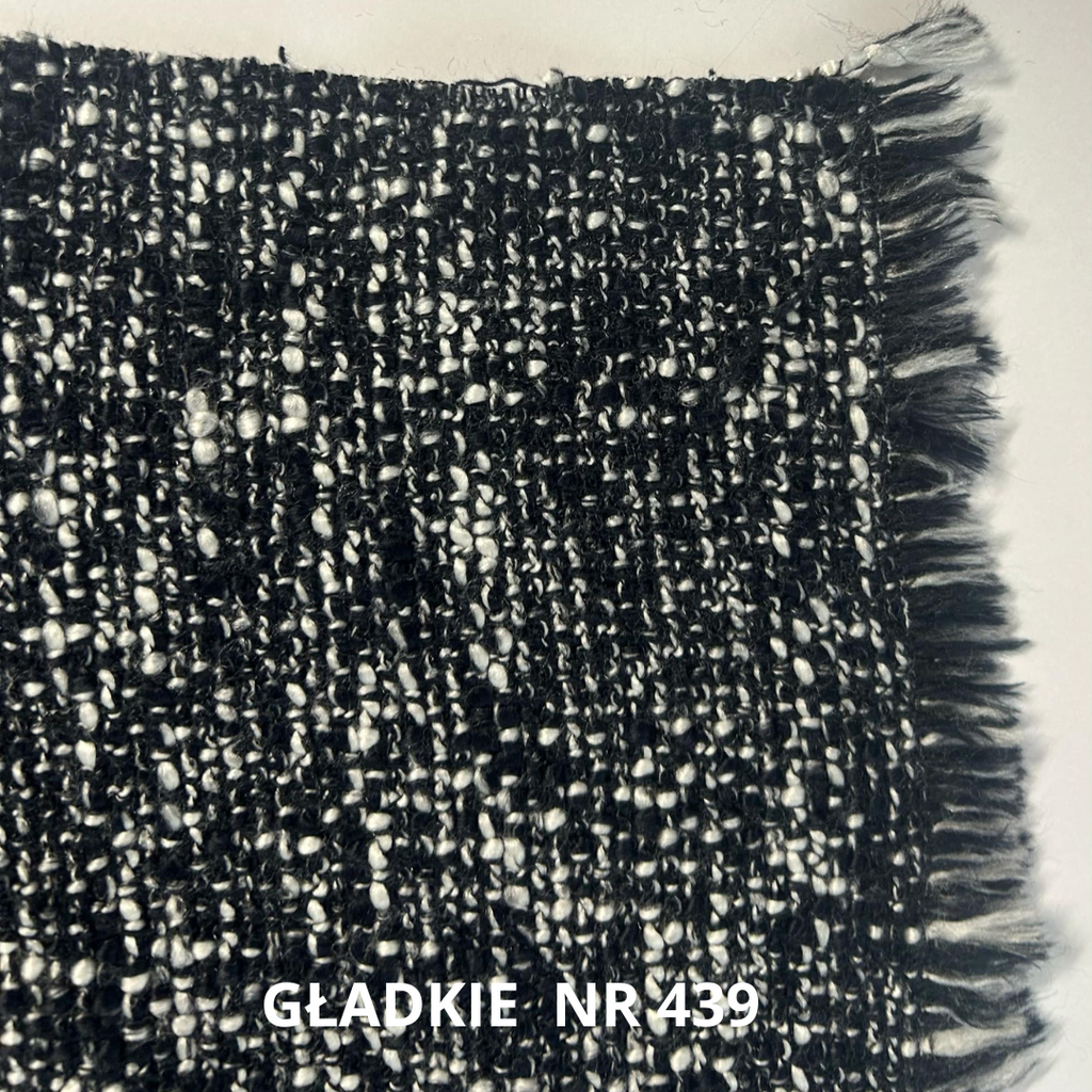 Czarno biała chanelka wełniana, nr 439