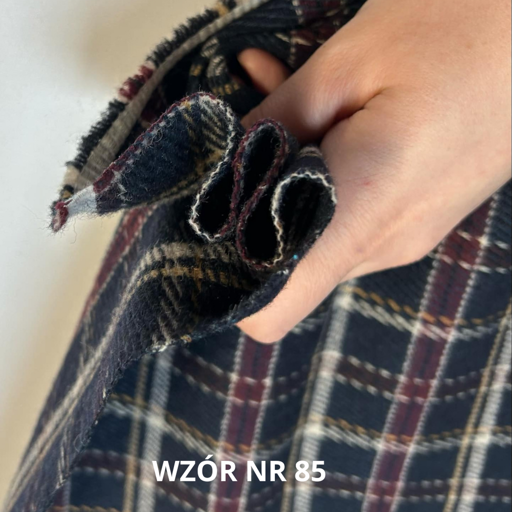 Tkanina w kratę, stroje historyczne, nr 85