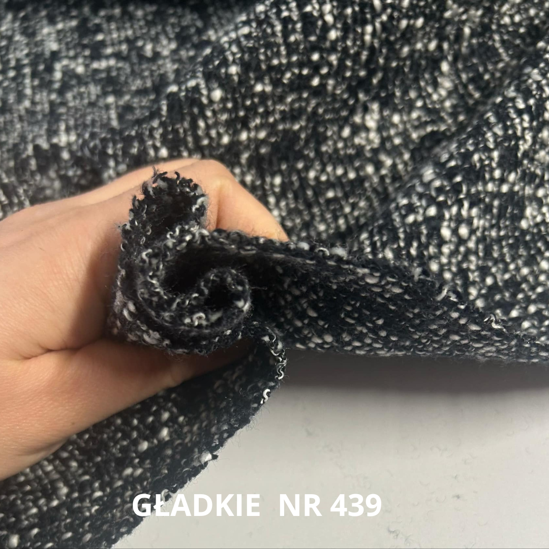 Czarno biała chanelka wełniana, nr 439