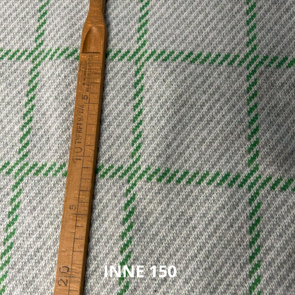 Szaro zielona dzianina w kratę z wełną, nr 150