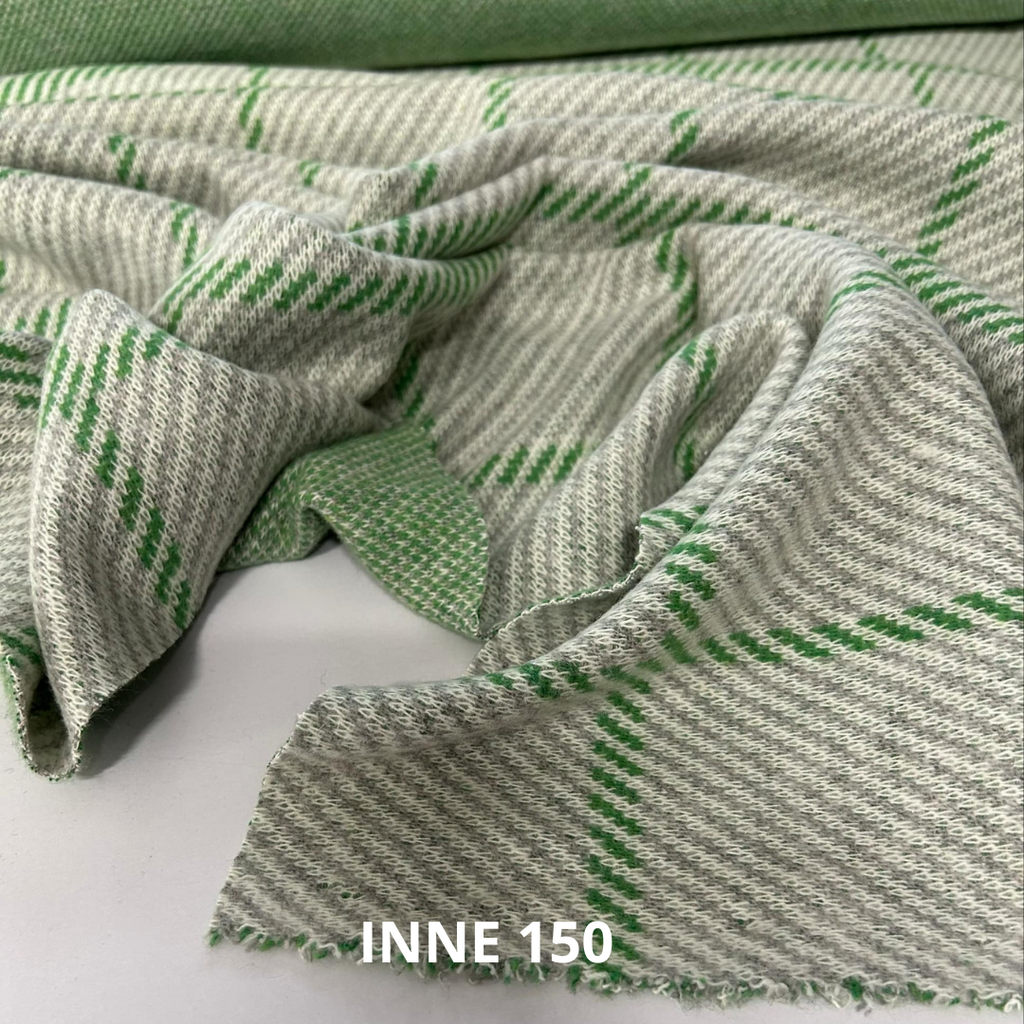 Szaro zielona dzianina w kratę z wełną, nr 150