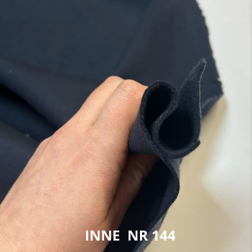 Granatowa dzianina wełniana 78% wełny, nr 144