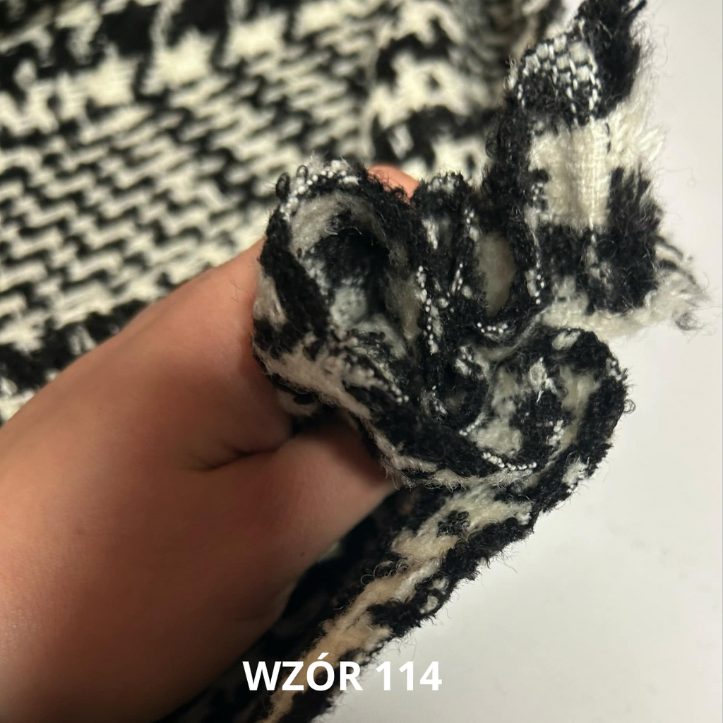 Tkanina w biało czarną kratę z wełną, nr 114